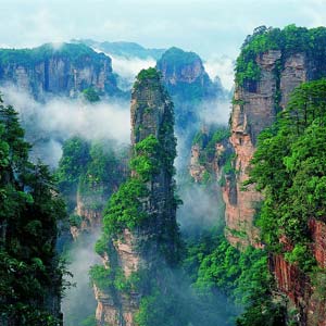 休闲自驾D线：张家界、天门山、天门洞、天子山、宝峰湖或黄龙洞四天三晚游